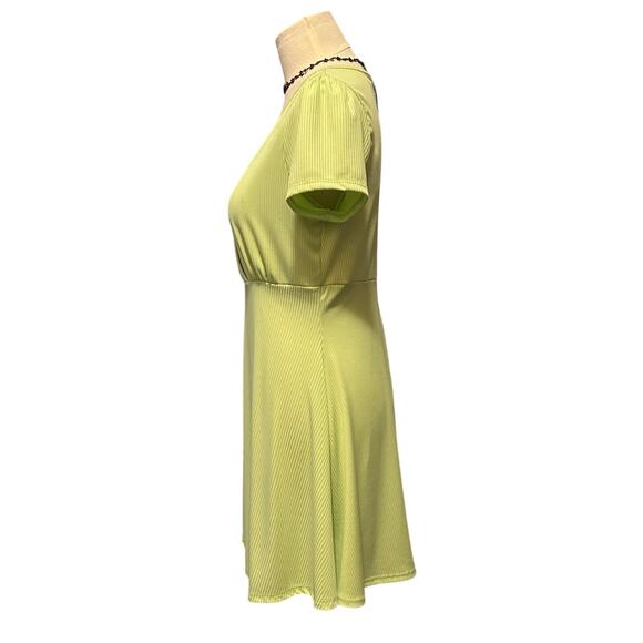 Starlet Women's Dress lime Green Size Large, NWT - Picture 3 of 7
